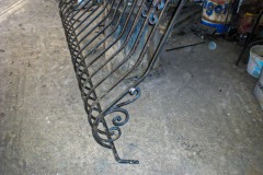 1_grille-avec-volute