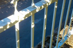 grille-sur-mur-2